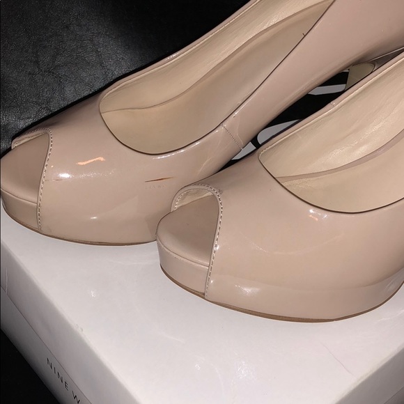 NINE WEST nude peep toe platform pumps size 9.5 - Picture 3 of 5